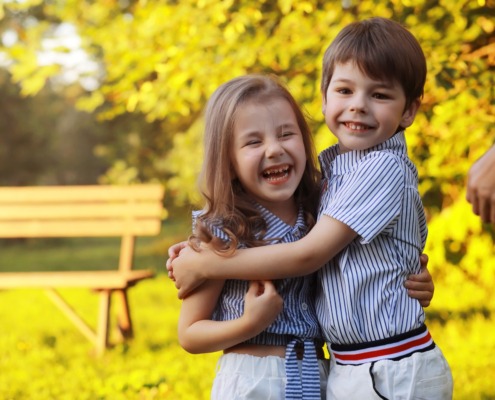 Criar niños felices y responsables