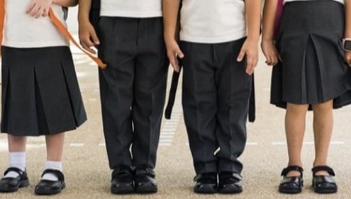 Cómo elegir la talla adecuada en uniformes escolares