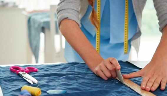 Personalización en uniformes de cole
