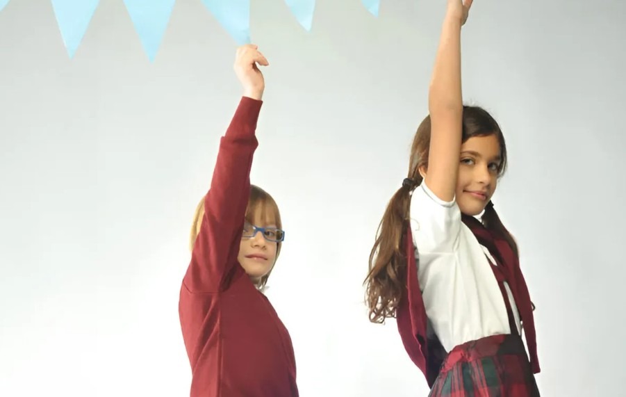 Adaptar el uniforme según la etapa educativa