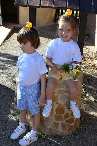 uniforme-escolar-basico-saquitos